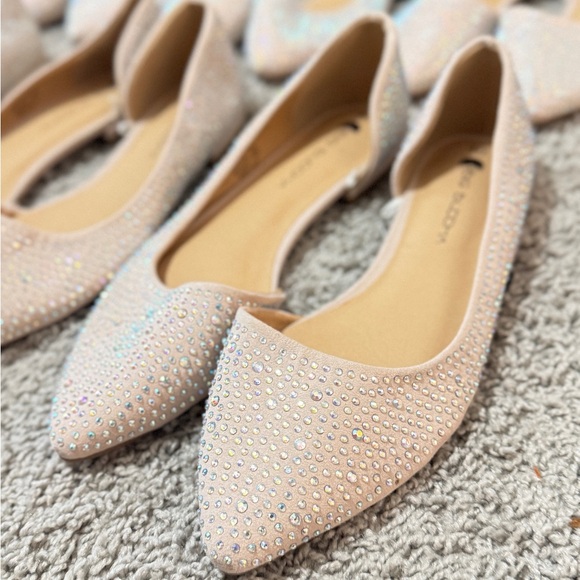 Elegant Beige Rhinestone Flats - Picture 1 of 3